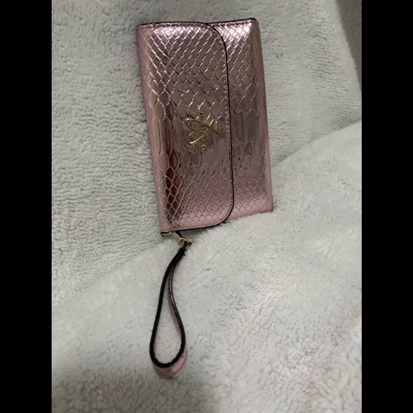 Victoria’s secret trifold wallet - Picture 1 of 7